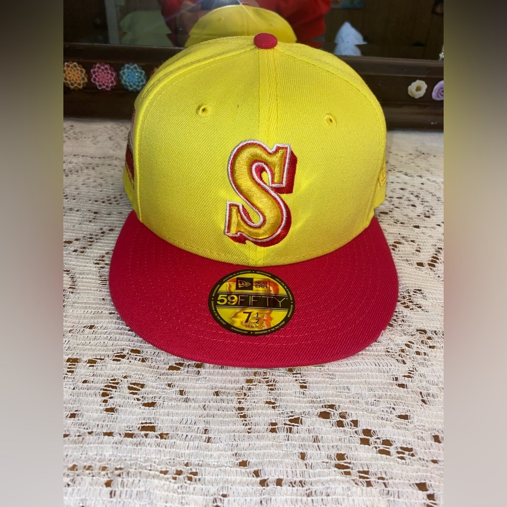 New Era Seattle Mariners 59Fifty Yellow Pink Fitted Kingdom Hat Cap Size 7 1/2